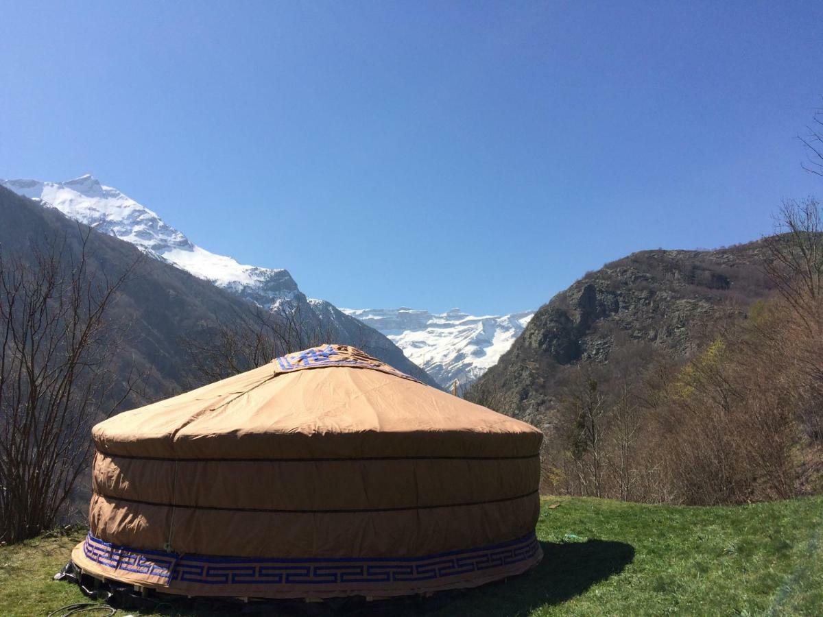 Yourtes Mongoles Gavarnie Gèdre Zewnętrze zdjęcie