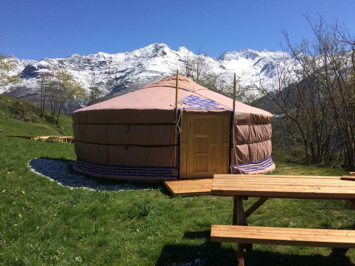 Yourtes Mongoles Gavarnie Gèdre Zewnętrze zdjęcie